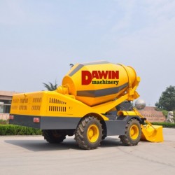 Factory Price 4 Cubic Meter Self Loading Concrete Mixer Truck with Water Pump