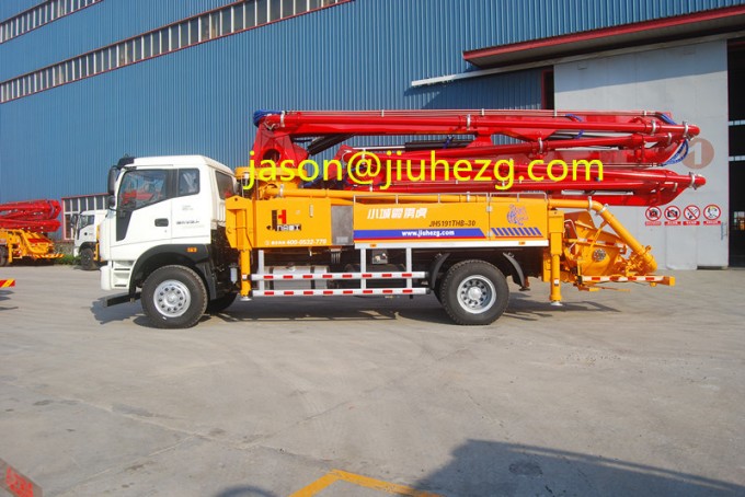 Jiuhe Brand 30m Concrete Pump Truck/Boom Pump Truck with Ce&ISO Certification Image1