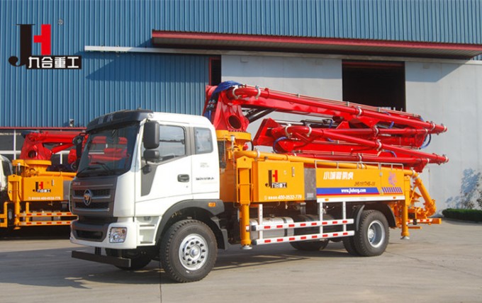 Hot Sales! Ce Approved Truck Concrete Boom Pump Truck Image1