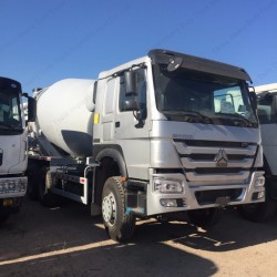 336HP HOWO 6X4 8 Cbm Concrete Mixer Truck
