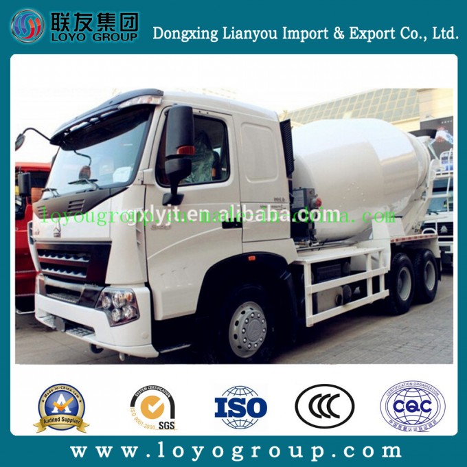 Sinotruk HOWO A7 Concrete Mixer Truck Image1