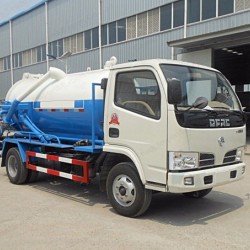 Dongfeng 4X2 2000L Sewage Suction Truck