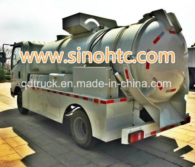 5-8 cbm Vacuum Suction Truck, suction sewage truck, Fecal Suction Truck Image1