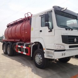 High Quality Sinotruk HOWO 6X4 6000L Sewage Suction Truck