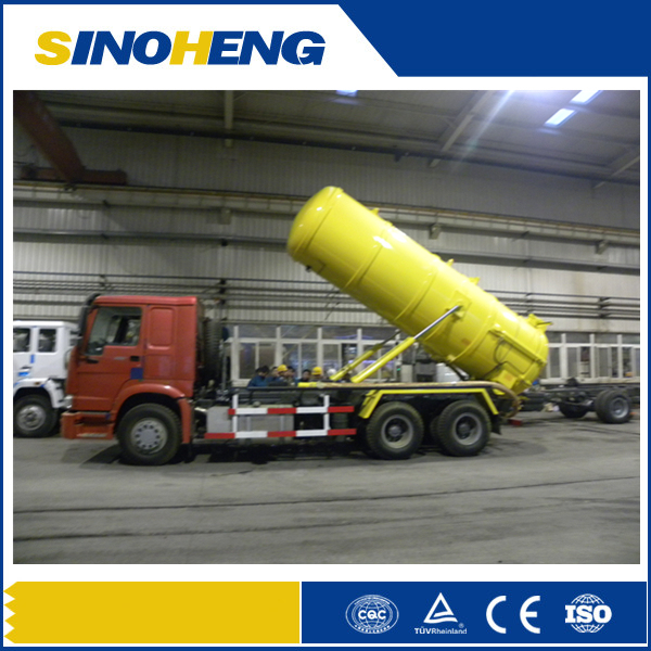 Sinotruk HOWO Vacuum Cleanertruck/ Sewage Suction Truck Image1