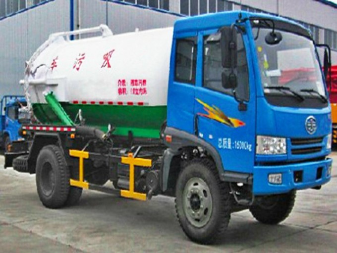 5-10 cbm sewage truck, Vacuum Suction Truck, suction sewage truck Image1
