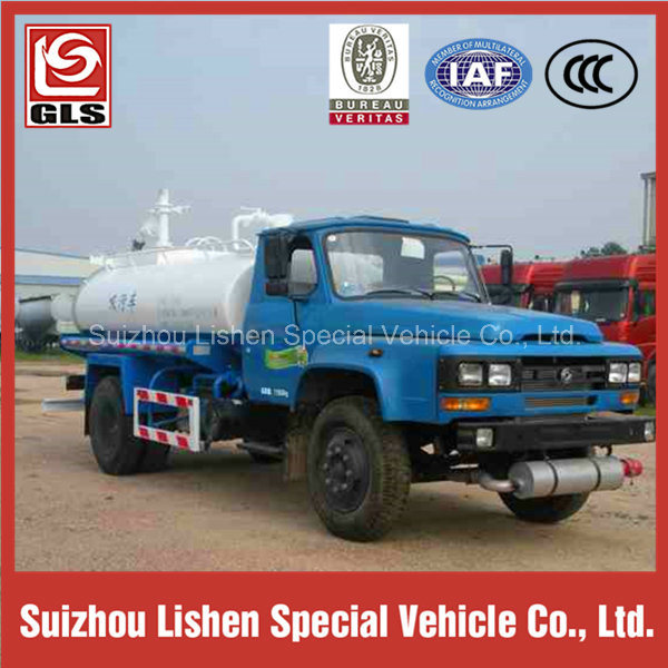 2-Axle 6000L Sewage Suction Tanker Truck Image1