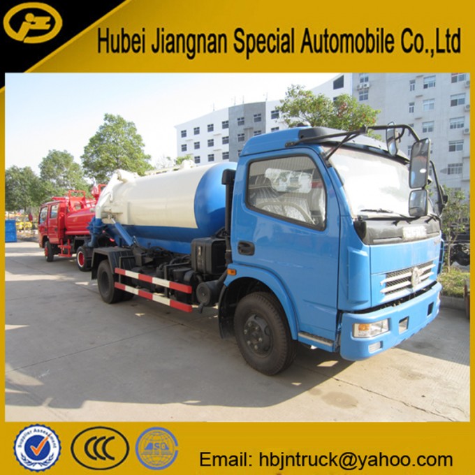 Dongfeng 6000 Liters Waste Water Suction Truck Image1