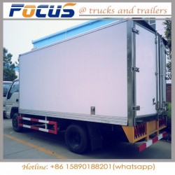 China 5t Insulated Reefer Frozen Refrigerated Truck with Sanwich Panel Box