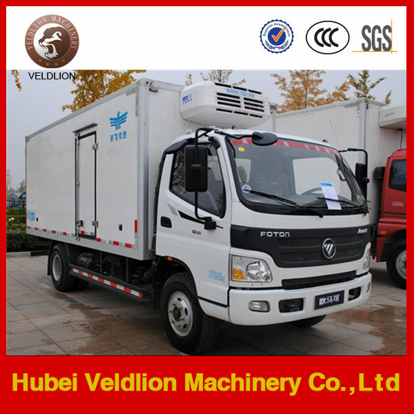 4X2 Refrigerated Van Truck with Cummins Engine Image1