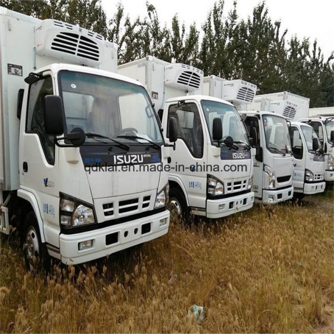 Refrigerated Truck4-5tons Fresh Meat Fish Cooling Van Truck Image1