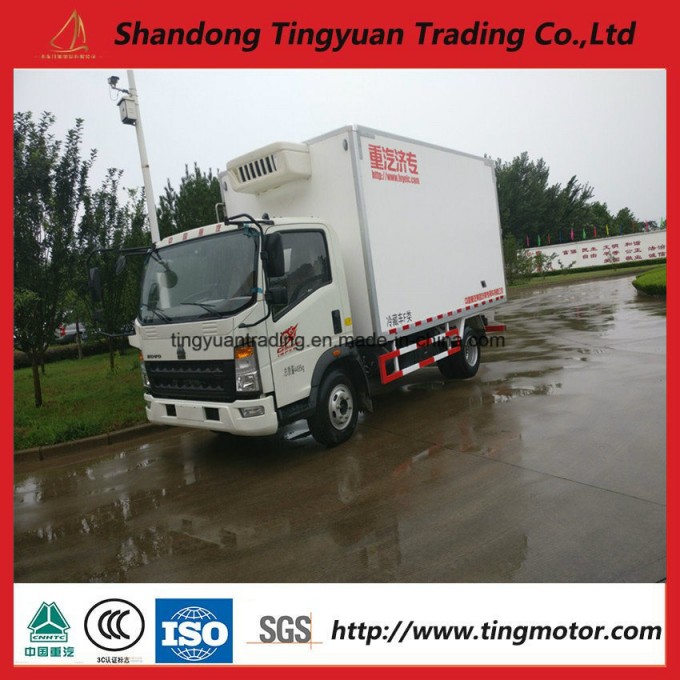 10 Ton Sinotruk HOWO Freezer Truck 140HP for Sale Image1