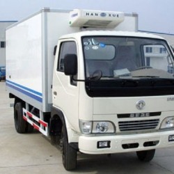 95HP Refrigerator Cargo Truck Container Truck