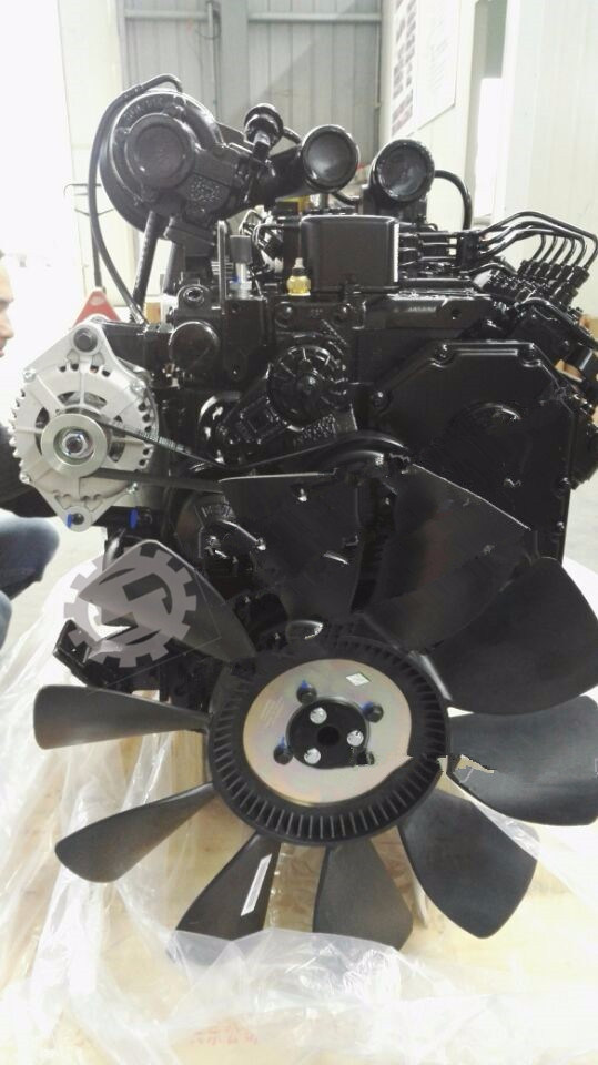 Cummins 6bt 6 Cylinder Diesel Engine for Truck Image1