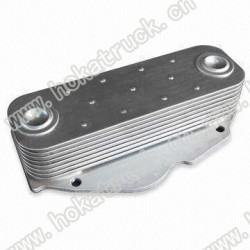 Sinotruk HOWO Truck Engine Parts Oil Cooler Core (VG1500010334)