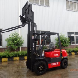 3 Ton Diesel Forklift Isuzu Engine with Tilting Fork