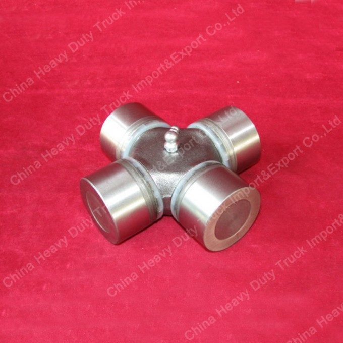 HOWO Truck Parts Chassis Part Universal Joint (19036311080) Image1