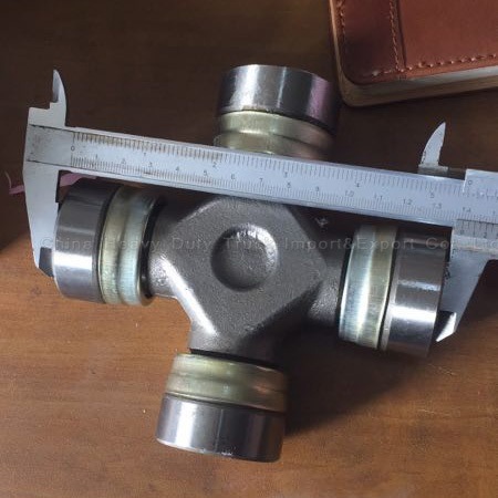 Orginal Sinotruk HOWO Universal Joint Parts (Az9115311060) Image1