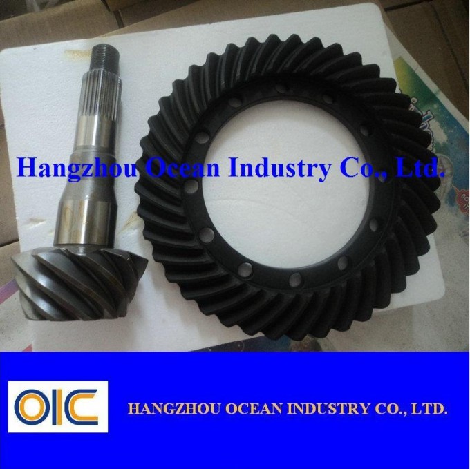 Truck Crown Wheel and Pinion Image1