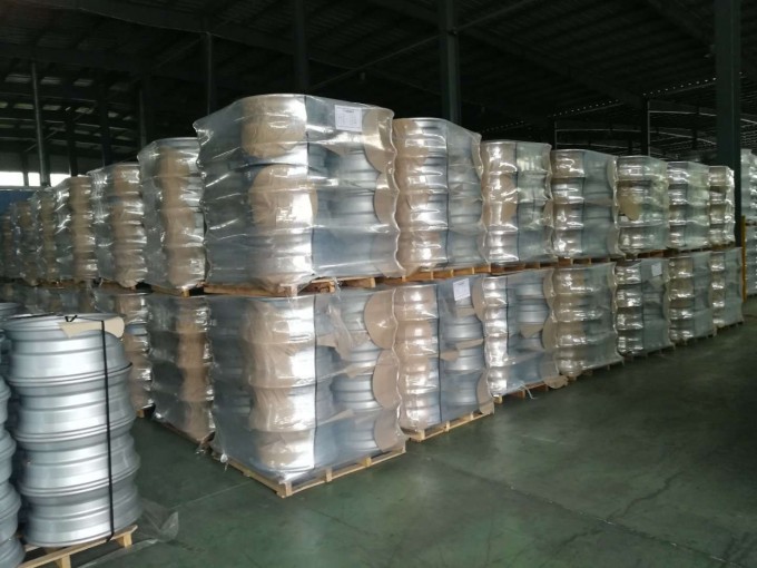 Heavy Duty Truck Steel Wheels 22.5X9.00 for Tyre 12r22.5 Image1