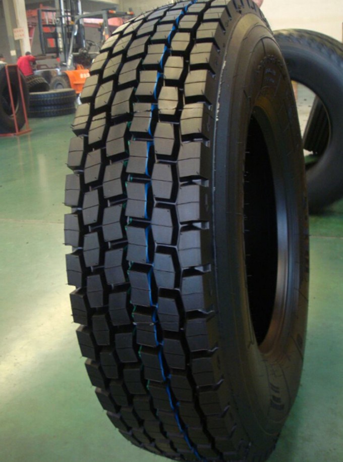 Tube& Tubeless Tyre 10.00r20 295/80r22.5 Radial Truck Tyre with Best Price, TBR Tyre Image1