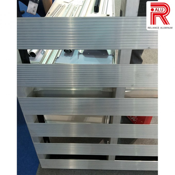 Aluminum/Aluminium Extrusion Profiles for Truck Tray Body Image1