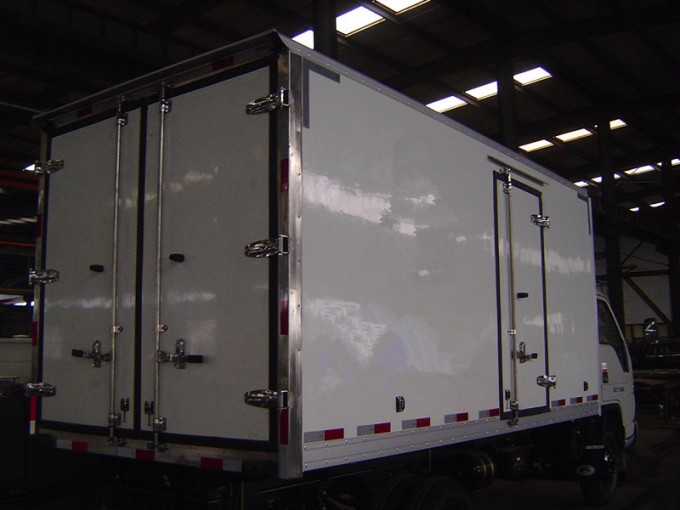 FRP XPS Refrigerated Truck Body Image1