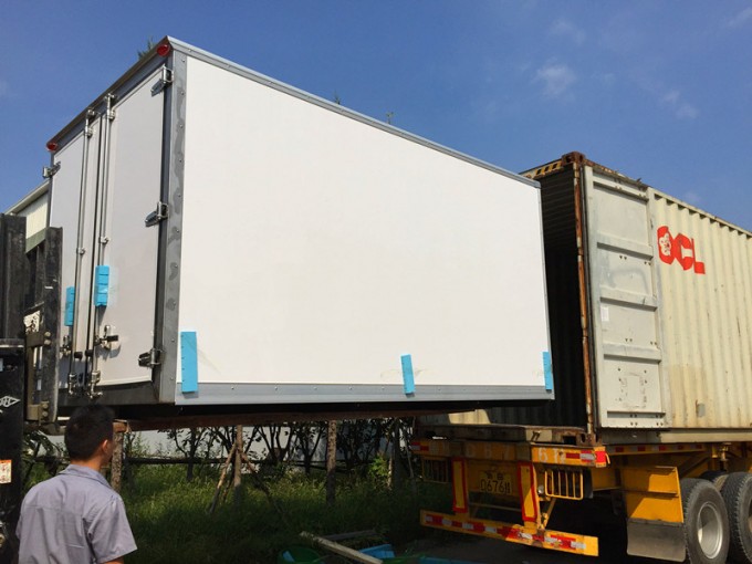 Meat Transportation Refrigerated Truck Bodies Image1