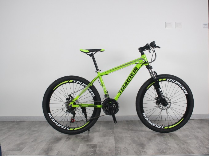 26′′ Alloy Suspension Fork Disc Brake 21 Speed Mountian Bike Image1