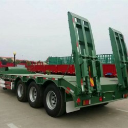 China Truck Trailer for Transportation Low Bed Semi Trailer for Sale