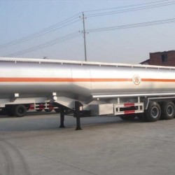 3 Axles Liquid Oil/Chemical Tanker Semi Trailer Truck
