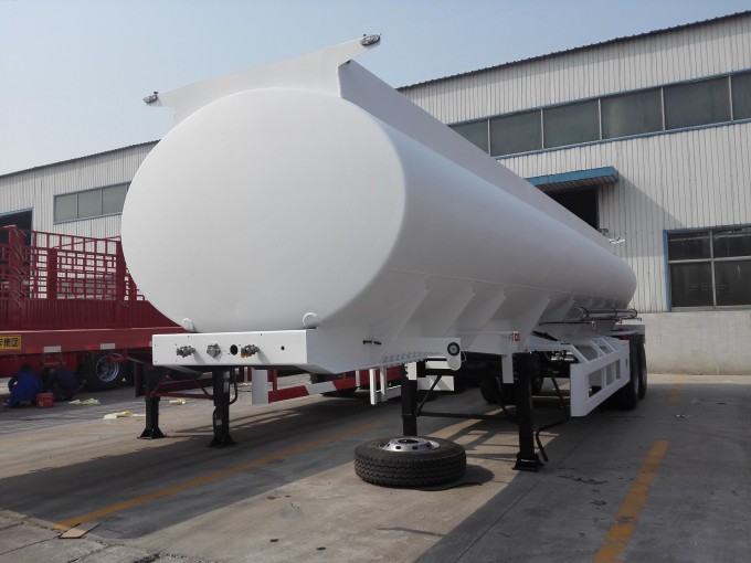 50 Tons Fuel Tanker/ Truck 50000 Liters Tank Truck Semitrailer Image1