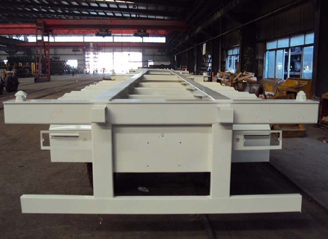 3 Axle 45 Feet Skeleton Truck Trailer Image1
