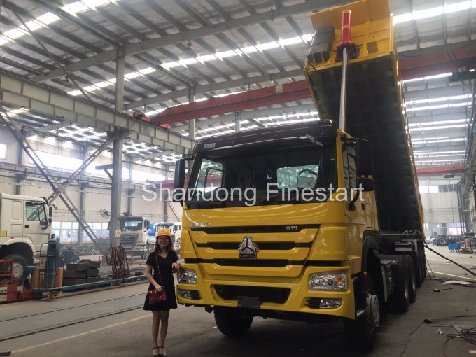 Sinotruk HOWO Heavy Dump Truck Semi Trailers Tipper Semi-Trailer Image1