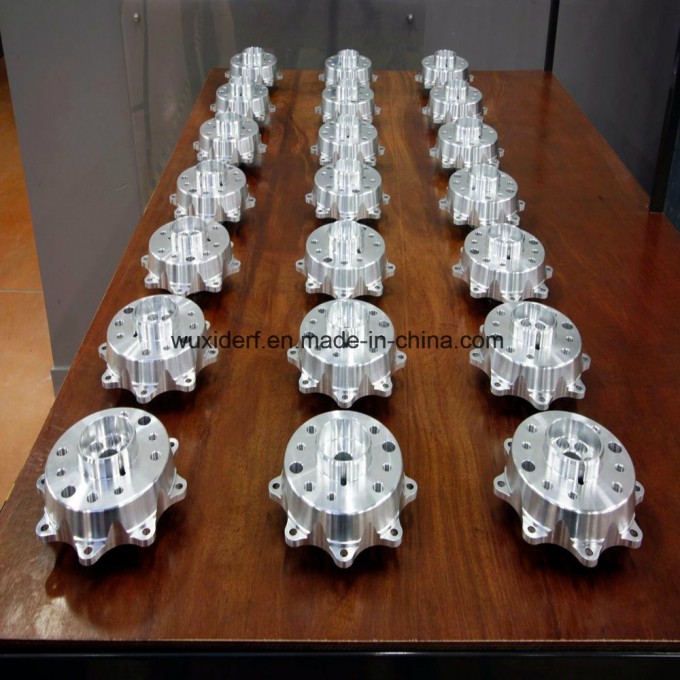 Precision CNC Machined Parts for Auto Car / Bus Aluminum Material Image1