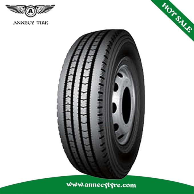 Stable Running Radial Tubeless Truck and Bus Tire/Tyre 315/80r22.5 Image1