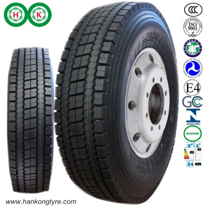 Directional Tread Patttern Truck Tyre and Bus Tyre Image1
