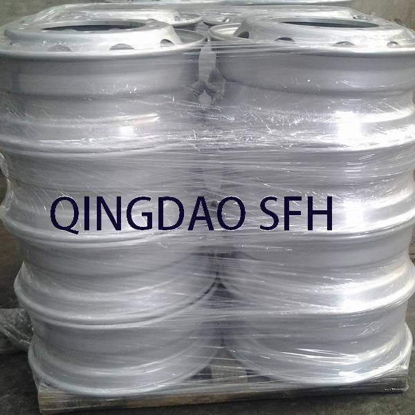 China Supplier Tubeless Steel Wheel Rim and Bus Wheel (22.5X9.0) Image1