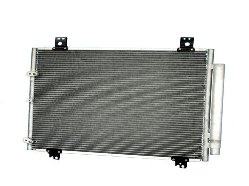 Automotive Cooling System Condenser for Toyota Hiace / Coaster Bus Image1