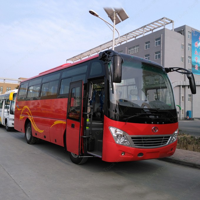 37-40seats 8.5m Bus Rear Engine Coach/Tourist Bus Image1