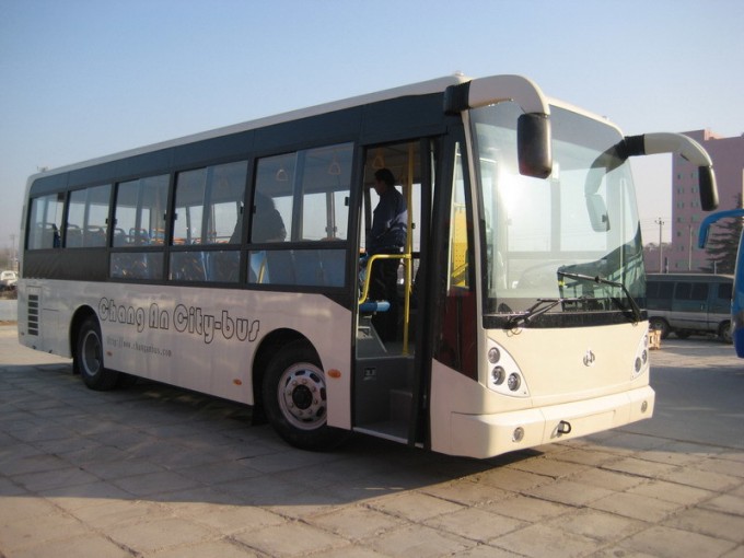 8m School Bus Image1