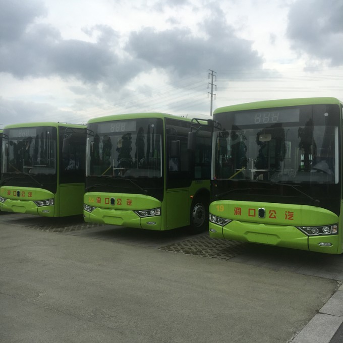 Classic Electric 10 Meters Bus Tourist Bus with Battery System Image1