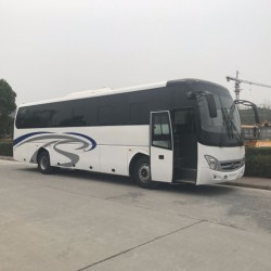 13.7m 65 Seats Luxury Long Route Bus