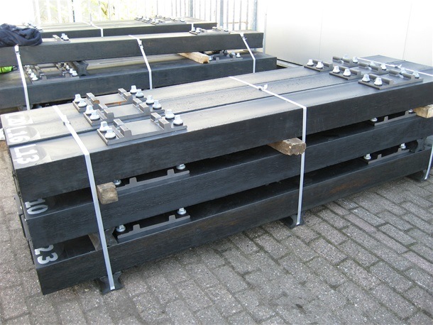 Rail Wood Ties/ Rail Hardwood Sleepers Image1