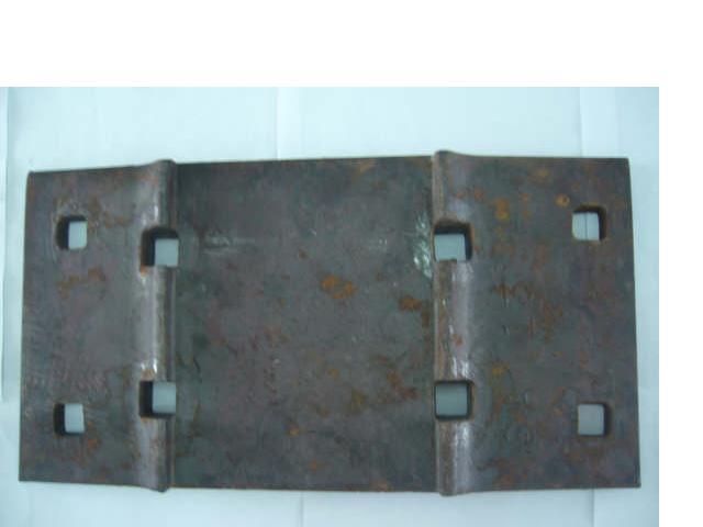 Shoulder Tie Plates for P50 in Casting Iron Image1