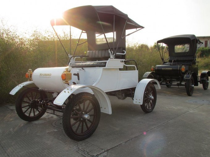 Special Design Four Wheeler Electric Retro Cart for Golf Image1
