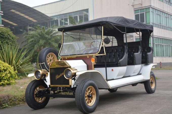 Pure Hand Made 8 Passenger Elegant Battery Golf Cart with High Quality Image1