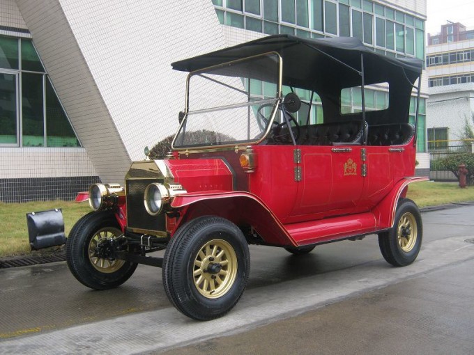 Excellent Quality 48V Battery Powered Vintage Car Retro Carts Image1
