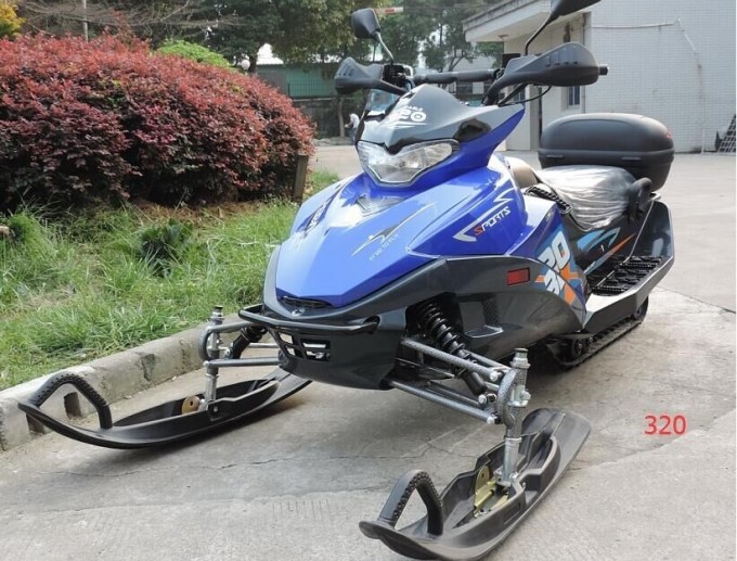 Snow Mobile 320cc with CVT Transmission and Low Price Image1