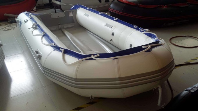 Inflatable Boat with Aluminum Floor Fws-A380 (A Series 2.0m-6.0m) Image1